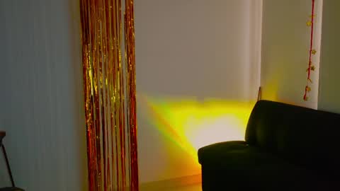 Loren Morrison online show from April 2, 8:06 pm