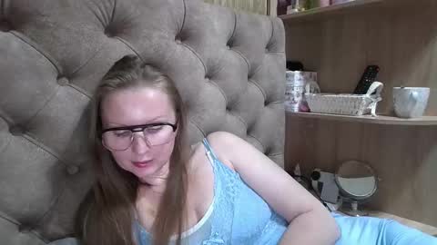 Snapshot of belleamiee chatting on September 12, 5:24 pm Amelia online show from September 12, 5:24 pm