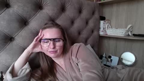 Snapshot of belleamiee chatting on September 27, 12:10 pm Amelia online show from September 27, 12:10 pm