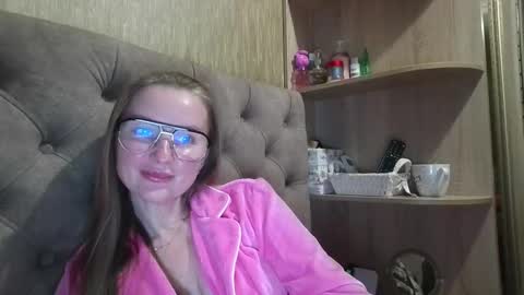 Snapshot of belleamiee chatting on October 21, 5:35 pm Amelia online show from October 21, 5:35 pm