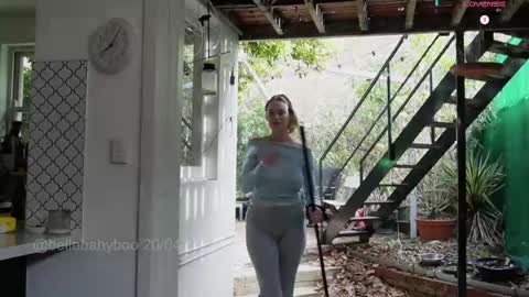 BELLE   online show from April 21, 2:51 am