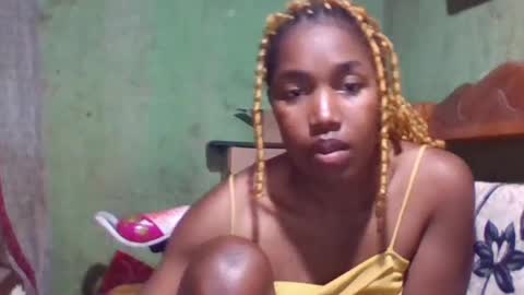 Snapshot of bellemiahxx chatting on July 14, 12:11 pm bellemiahXx online show from July 14, 12:11 pm