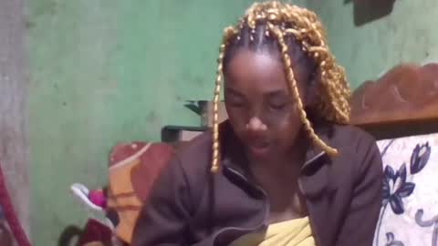 Snapshot of bellemiahxx chatting on July 16, 5:13 am bellemiahXx online show from July 16, 5:13 am