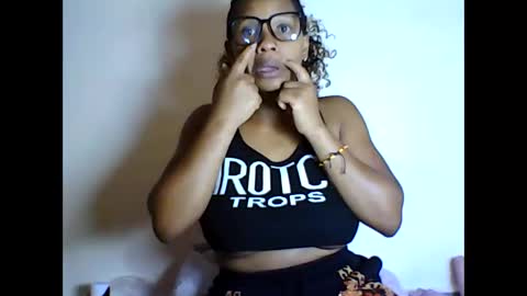 bellewivy online show from October 14, 7:42 am