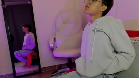 Neon online show from September 24, 11:13 am