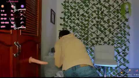 Neon online show from November 21, 11:31 am