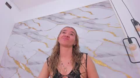 Bellota Flak online show from February 1, 4:56 am