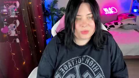 Snapshot of bellybooxo chatting on November 11, 2:28 pm LinaBoo online show from November 11, 2:28 pm