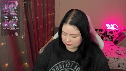 LinaBoo online show from February 4, 4:40 am