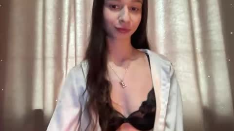 beloved_lucy online show from April 28, 7:46 am