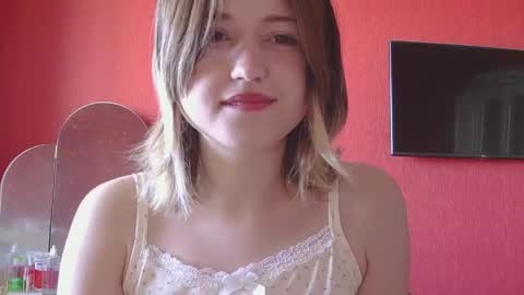 Snapshot of belovedmary chatting on May 18, 5:35 am belovedmary online show from May 18, 5:35 am