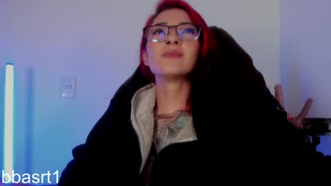 Snapshot of belyswitch chatting on May 4, 9:33 pm Bely Bbasrt1 - hot online show from May 4, 9:33 pm