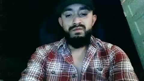 Snapshot of bemysecrett chatting on December 6, 4:28 pm bemysecrett online show from December 6, 4:28 pm