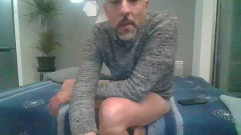 Snapshot of benbare13 chatting on January 6, 4:13 pm benbare13 online show from January 6, 4:13 pm