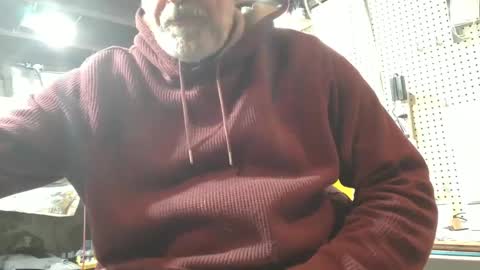 Snapshot of bendrinkin chatting on February 18, 10:25 pm bendrinkin online show from February 18, 10:25 pm