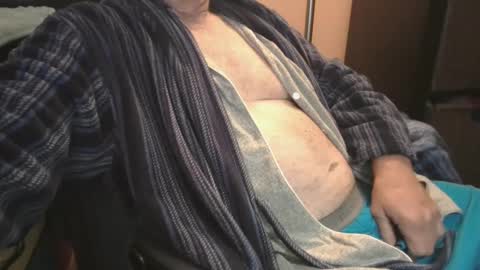 Snapshot of bendrinkin chatting on September 26, 10:08 am bendrinkin online show from September 26, 10:08 am