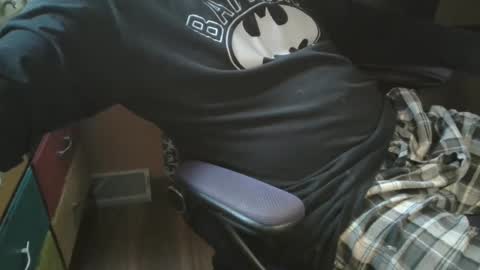 Snapshot of bendrinkin chatting on October 7, 10:40 pm bendrinkin online show from October 7, 10:40 pm