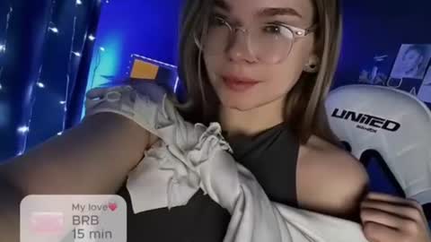 KENDALL  NATHAN online show from July 14, 6:13 pm