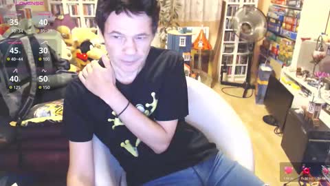 benijamin online show from October 30, 8:27 am