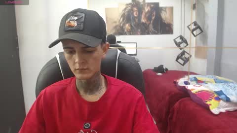 Snapshot of benjamin_anthony chatting on February 25, 2:21 am benjamin_anthony online show from February 25, 2:21 am