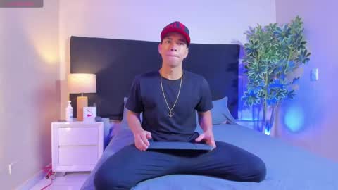 BENJAMIN online show from February 24, 1:35 am