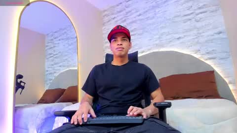 BENJAMIN online show from February 28, 4:10 pm