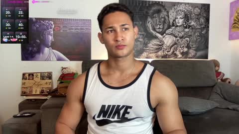 Snapshot of benjamincooperk1 chatting on December 17, 4:56 am benjamincooperk online show from December 17, 4:56 am