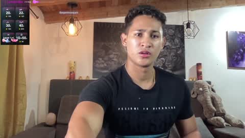 Snapshot of benjamincooperk1 chatting on February 6, 6:18 am benjamincooperk online show from February 6, 6:18 am