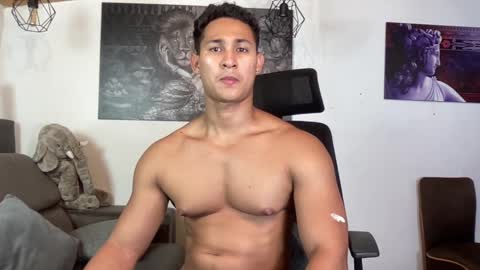 Snapshot of benjamincooperk1 chatting on February 13, 8:17 am benjamincooperk online show from February 13, 8:17 am