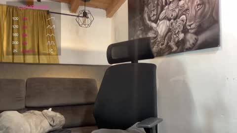 Snapshot of benjamincooperk1 chatting on February 22, 6:28 am benjamincooperk online show from February 22, 6:28 am