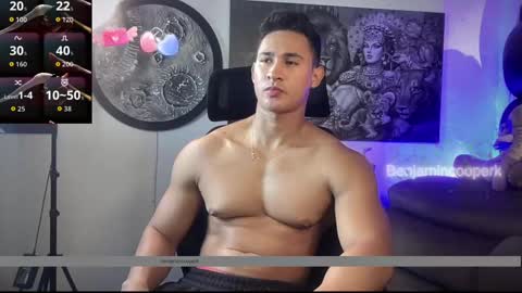 Snapshot of benjamincooperk1 chatting on November 19, 6:57 am benjamincooperk online show from November 19, 6:57 am