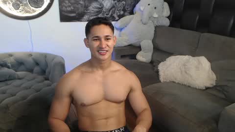 benjamincooperk online show from April 10, 3:45 am