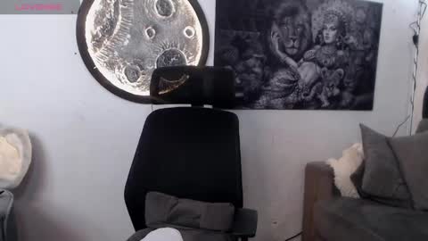 benjamincooperk online show from April 24, 3:47 pm