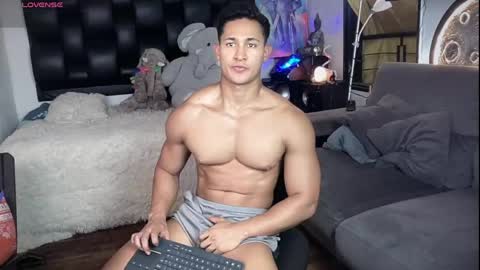 benjamincooperk online show from June 5, 5:58 am