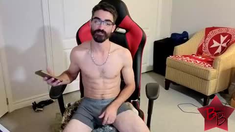 benny_boy95 online show from October 10, 2:43 am