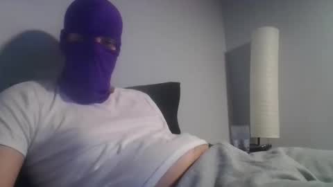 bennybueno online show from April 24, 4:15 am