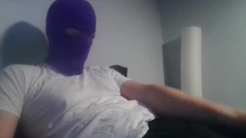 bennybueno online show from May 17, 4:32 am