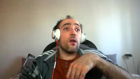 bentish online show from December 16, 11:44 am