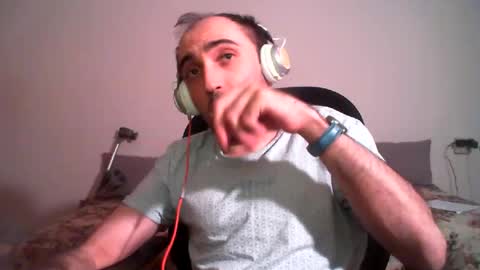 bentish online show from December 17, 4:21 pm