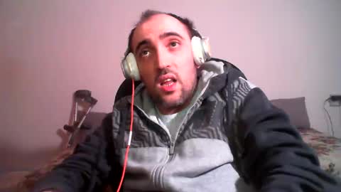 bentish online show from December 18, 4:39 pm