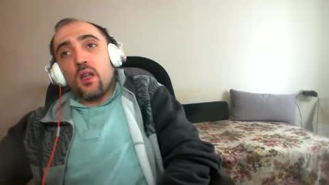 bentish online show from December 29, 9:17 am