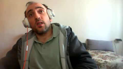 bentish online show from January 2, 9:22 am