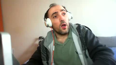 bentish online show from February 6, 10:37 am