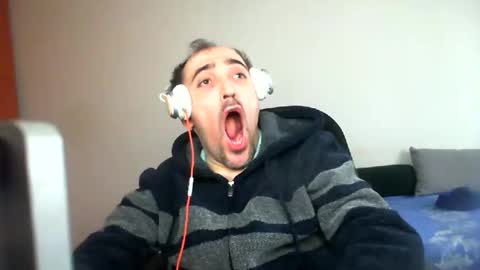 bentish online show from February 7, 2:15 pm