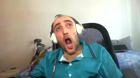 bentish online show from October 4, 7:17 am