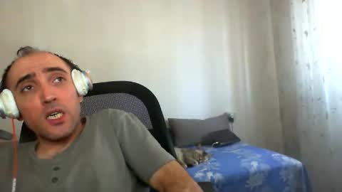 bentish online show from October 13, 8:03 am