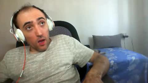 bentish online show from November 10, 8:02 am