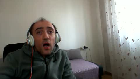 bentish online show from February 14, 8:55 am