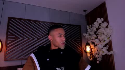 Snapshot of bento_fox chatting on November 12, 3:07 am bento_fox online show from November 12, 3:07 am