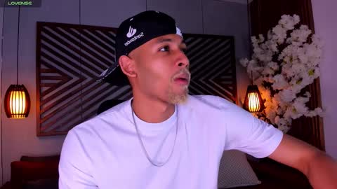 Snapshot of bento_fox chatting on November 13, 3:16 am bento_fox online show from November 13, 3:16 am